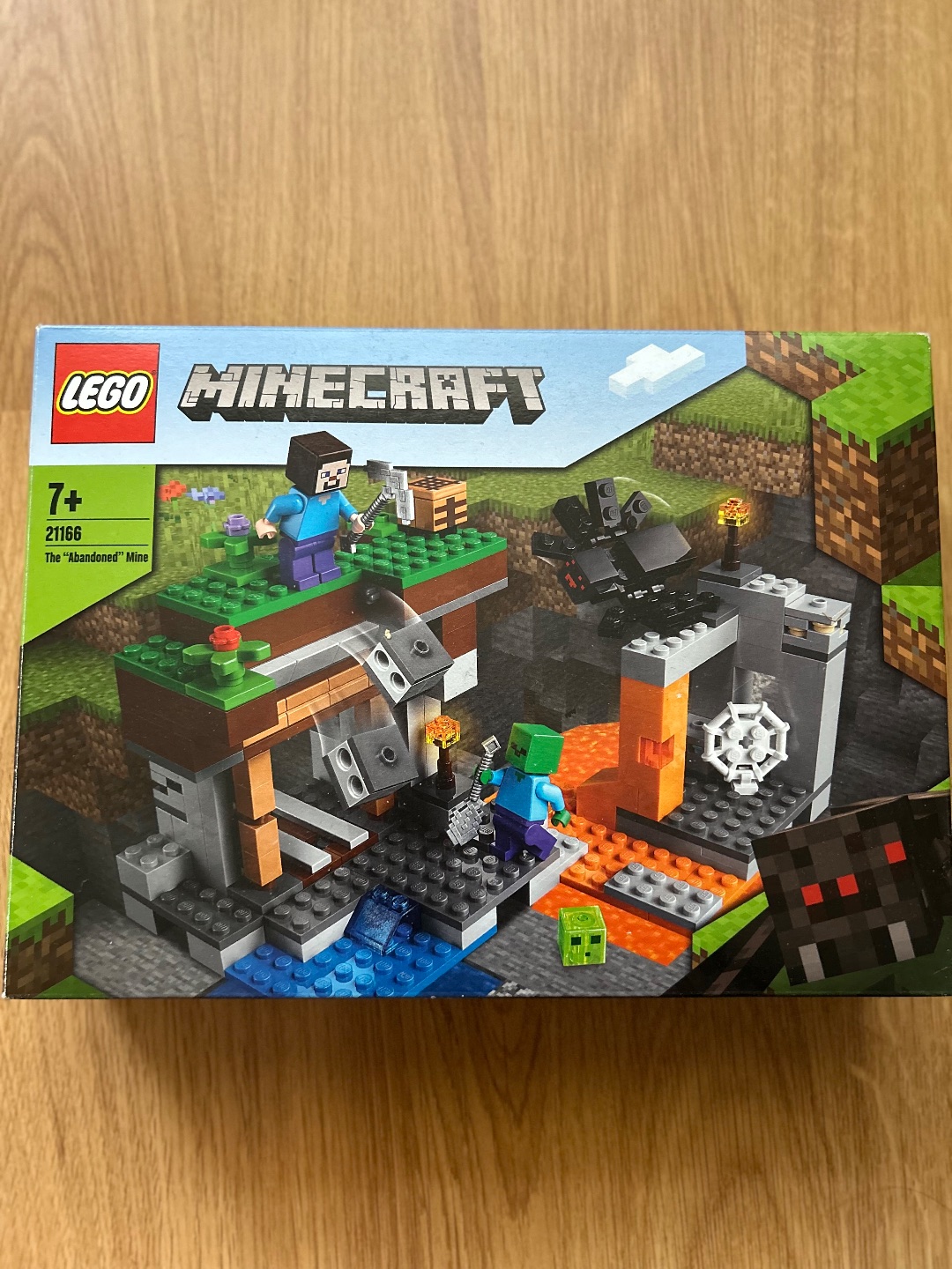 Конструктор LEGO Minecraft Покинута шахта 21166