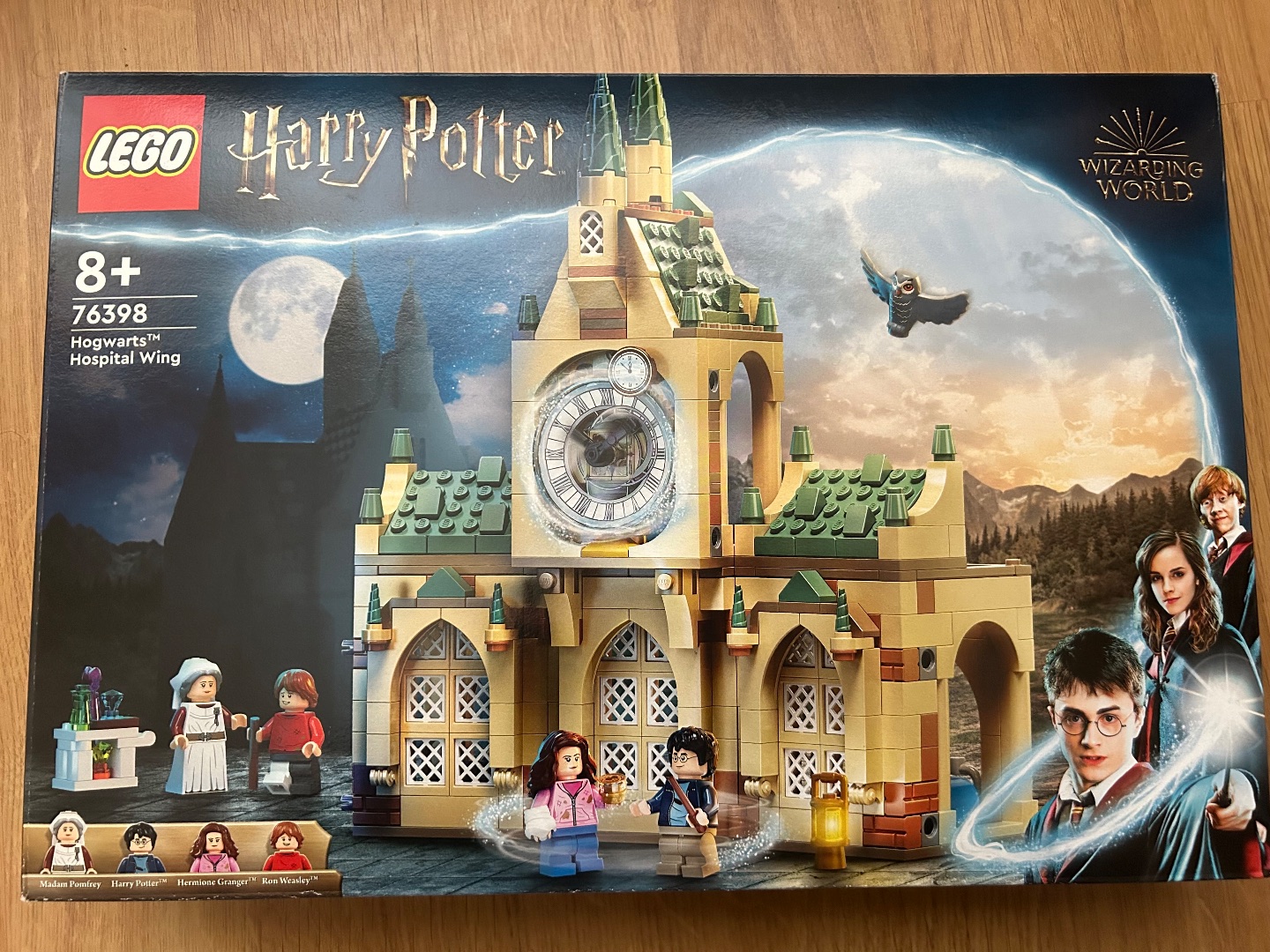 Конструктор LEGO Harry Potter™ Лікарняне крило Хогвортса (76398) — магічна будів